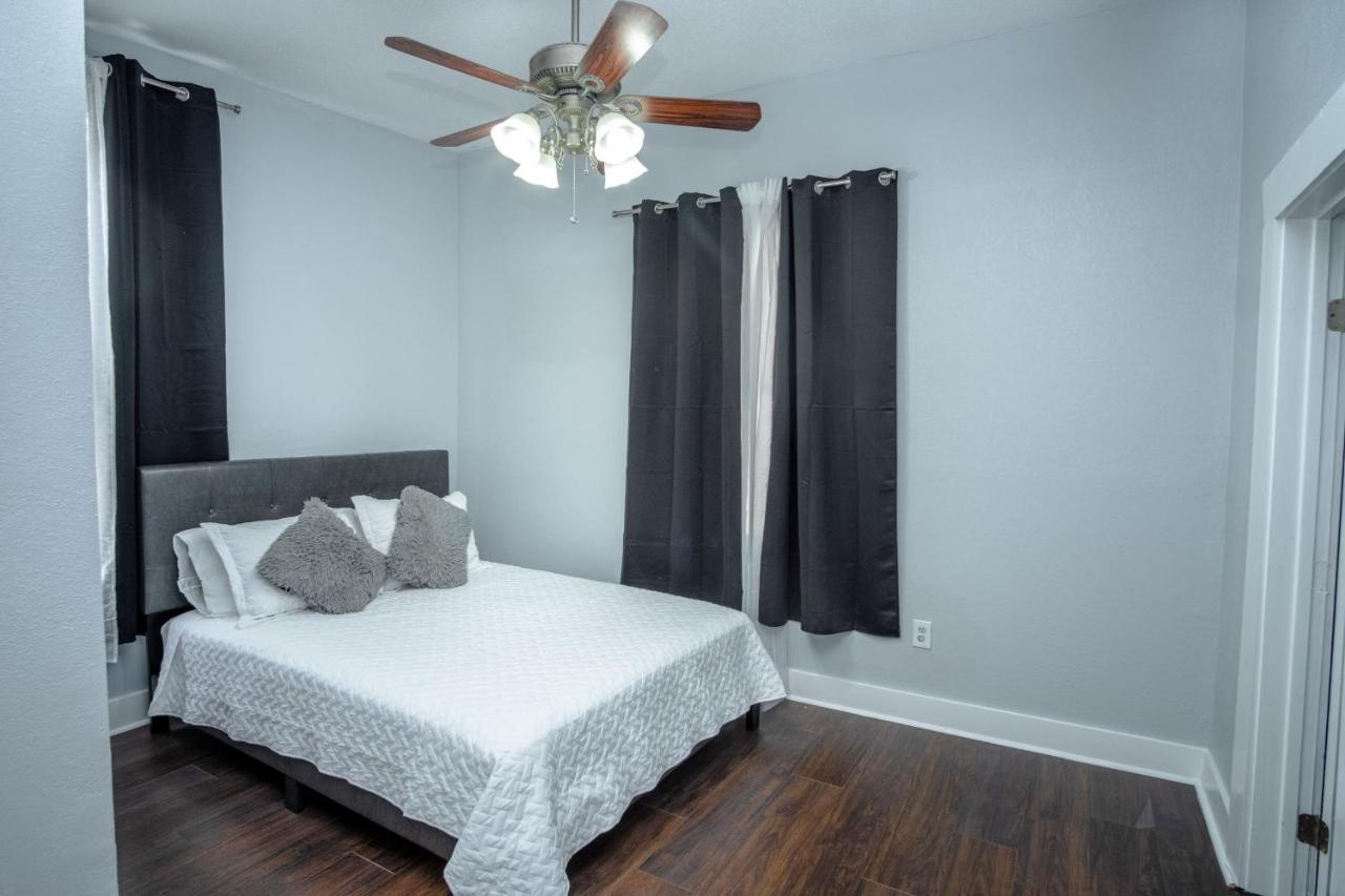 샌안토니오 Remodeled Historic 2Br 1Ba House Near Downtown 아파트 외부 사진